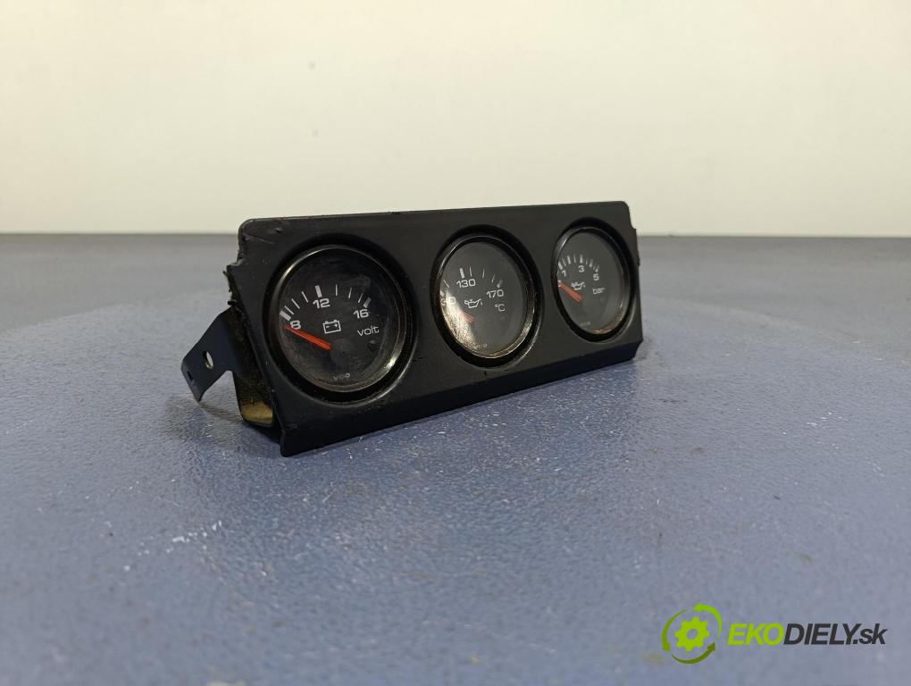 Audi 80 1994 Přístrojová deska 893863159