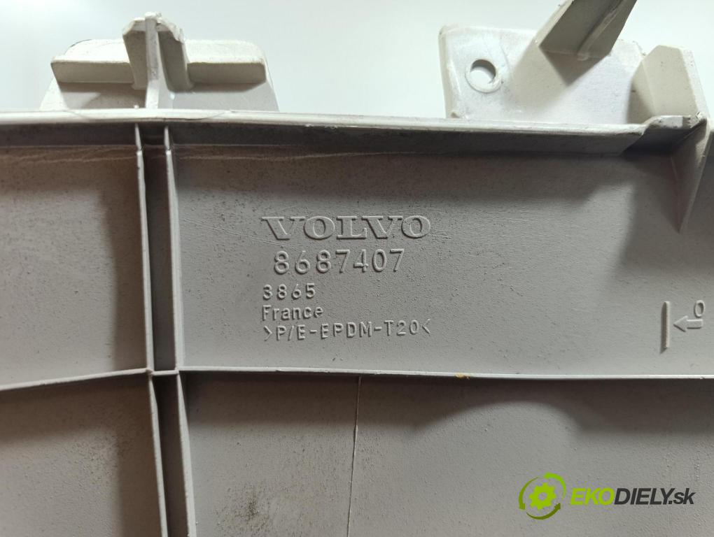 Volvo V50 2005 tunel Stredný: 8687408