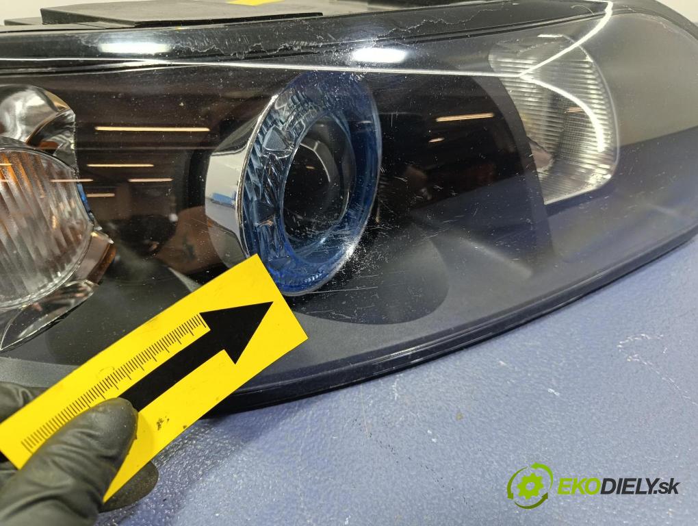 Volvo V50 2005 Reflektor: v pravo: 773-1118R-LHD
