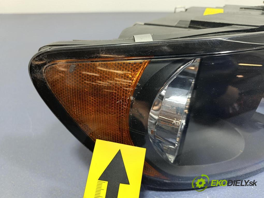 Volvo V50 2005 Reflektor: v pravo: 773-1118R-LHD