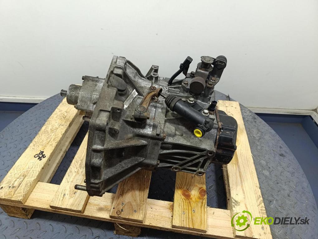 Suzuki Swift 2006 prevodovka Manualna P31