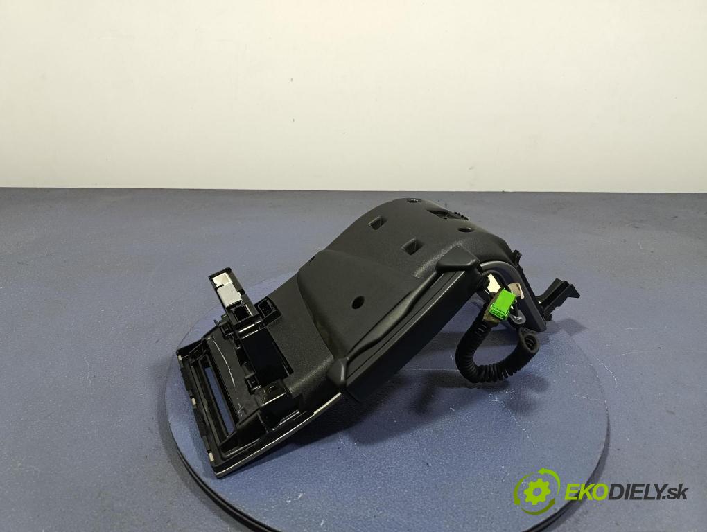 Volvo V50 2005 prepínač Klimatizácia: Prúd vzduchu: 30679647