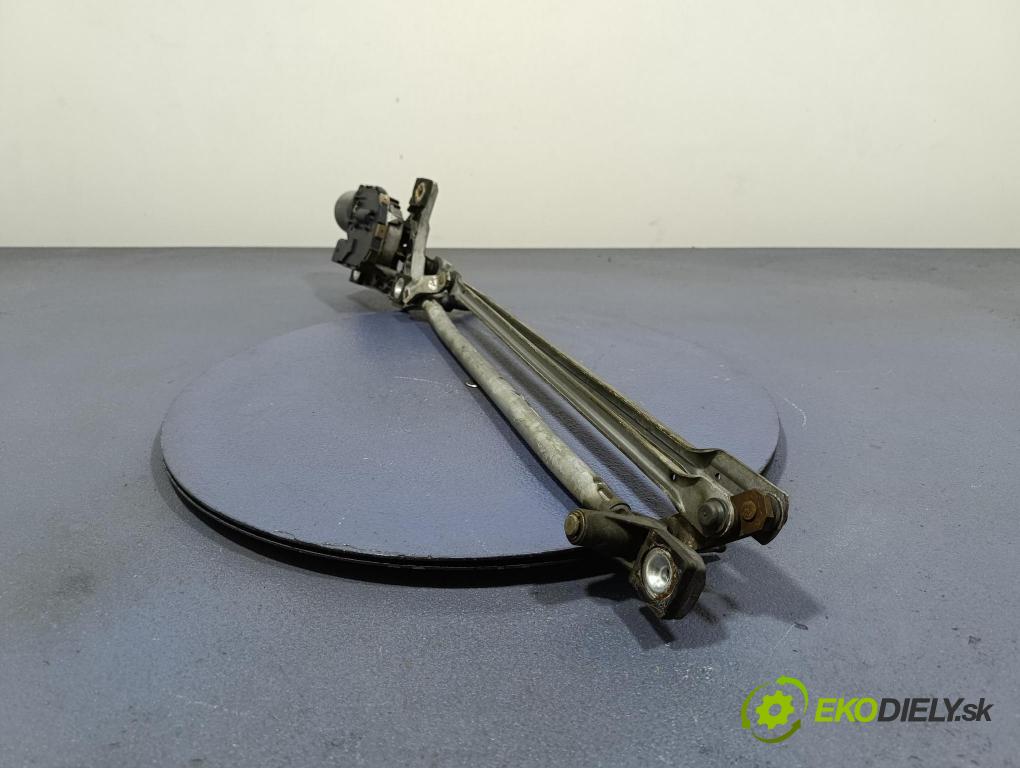 Volvo V50 2005 mechanizmus motor: Stierače: Predné 30699342