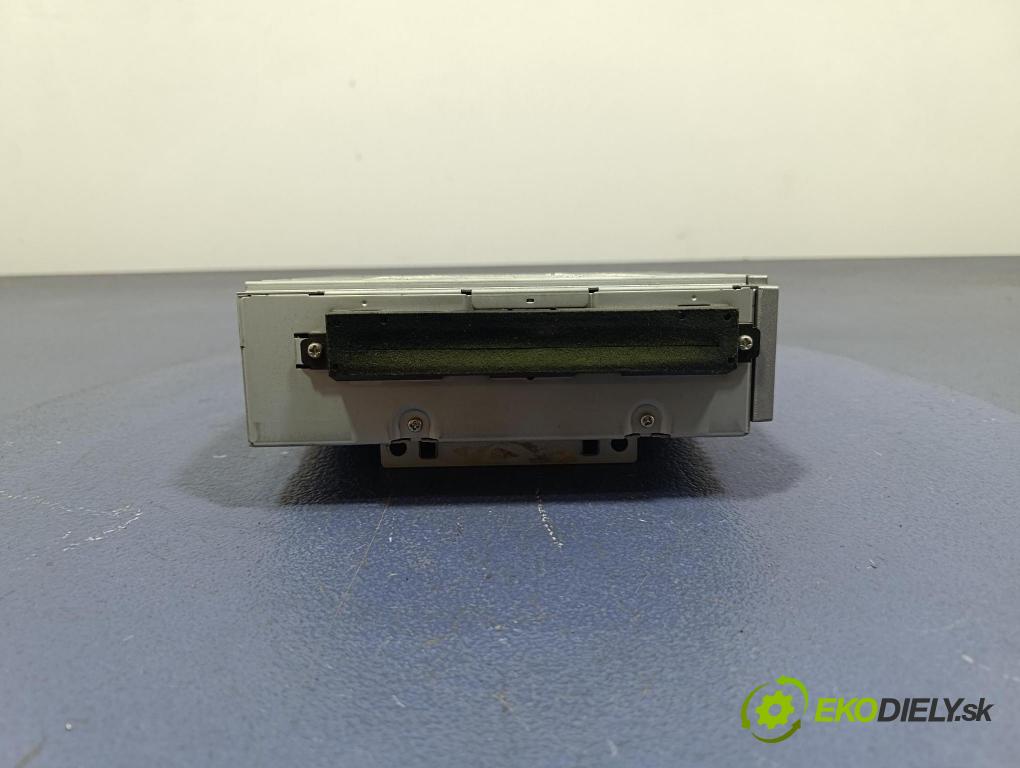 Volvo V50 2005 Radio I Navigácia: 30752578