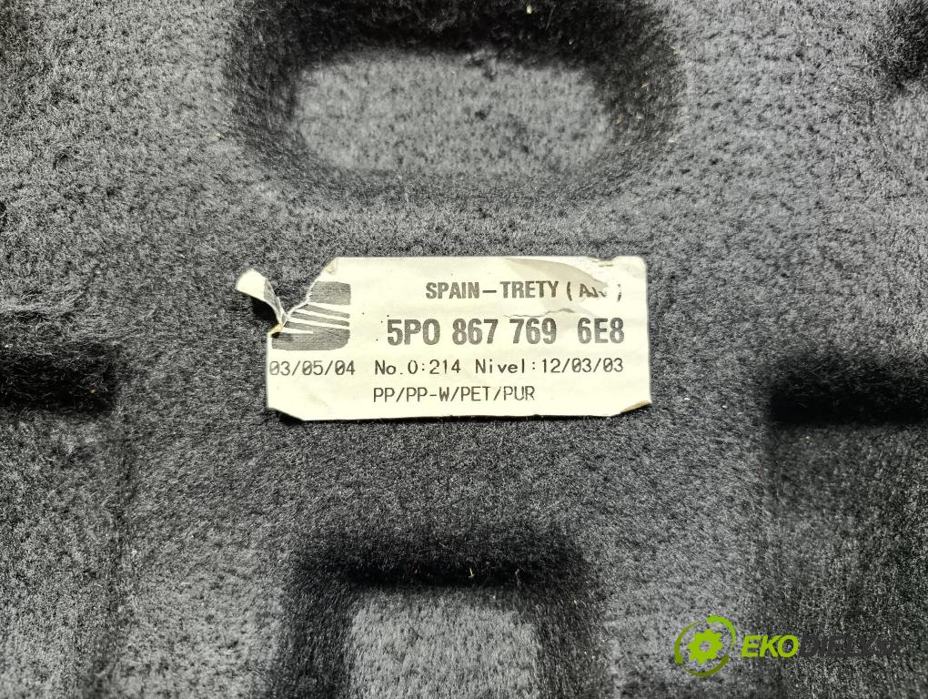 Seat Altea 2004 kufra: 5P08677696E8