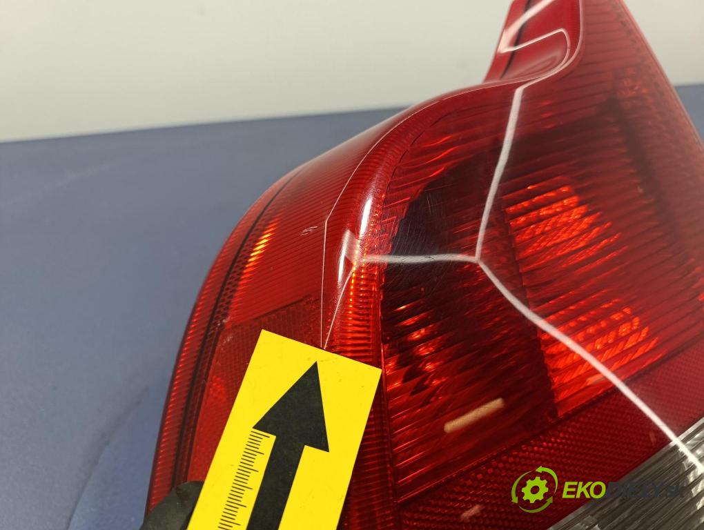 Volvo S60 2004 svetlo / reflektor zad ľavá Vonkajsia: 8664079