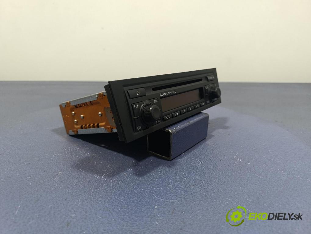 Audi A3 2006 Radio I Navigácia: 8P0035186C