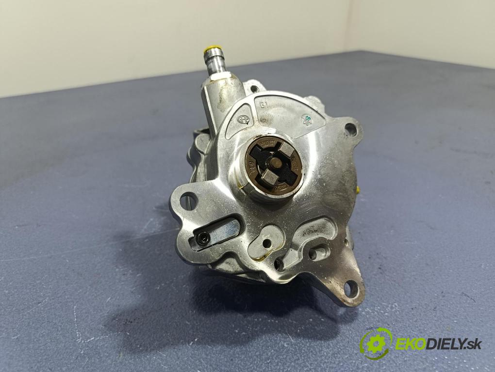 Audi A3 2006 čerpadlo vákuová 03G145209D