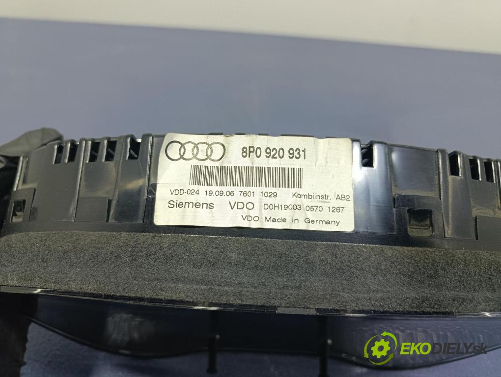 Audi A3 2006 prístrojovka/ budíky 8P0920931