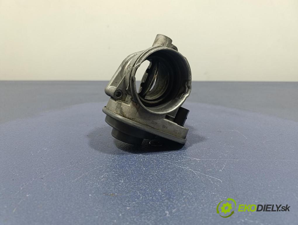 Audi A3 2006 klapka 038128063G