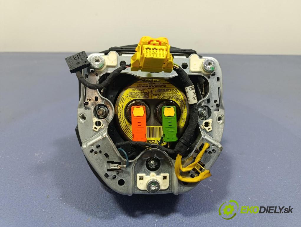 Audi A3 2006 Airbag: Řidiči: x 8P0880201AJ