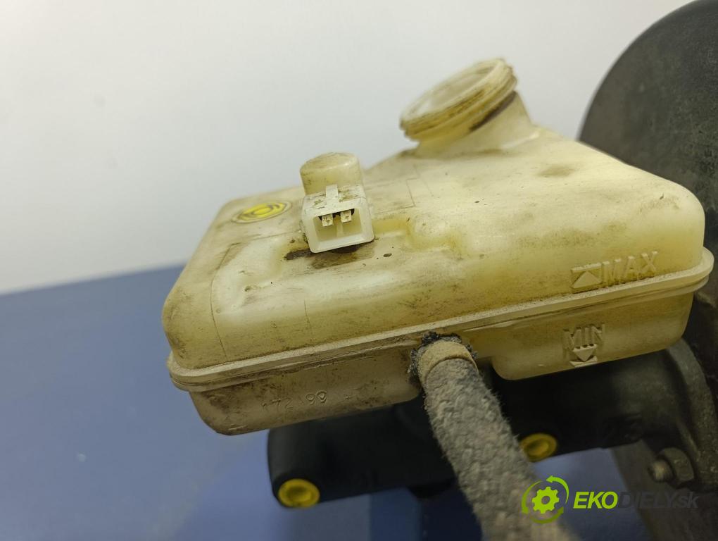 Vw LT 1999 servo Brzdní: 2D0612101E