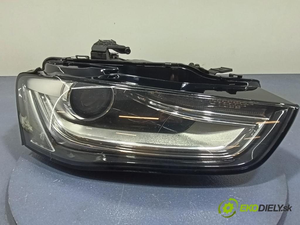 Audi A4 0 Reflektor: v pravo: 8K0941006C