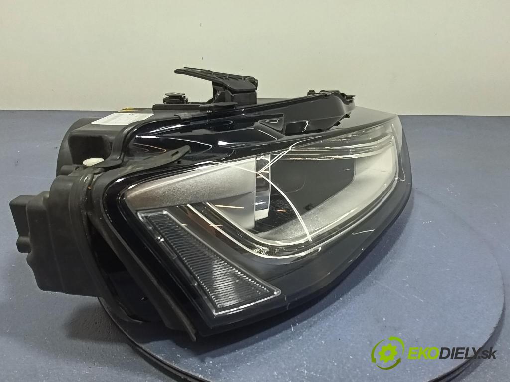 Audi A4 0 Reflektor: v pravo: 8K0941006C