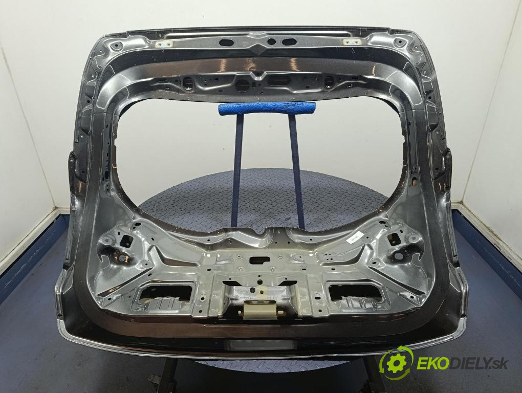 Ford Puma 0 zadní dveře kufra: kufr L1TB-S431F78-AA