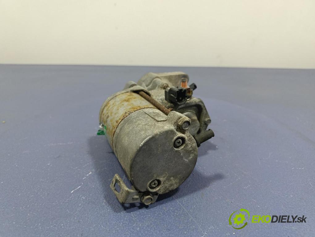 Toyota Auris 2007 štartér 28100-3308