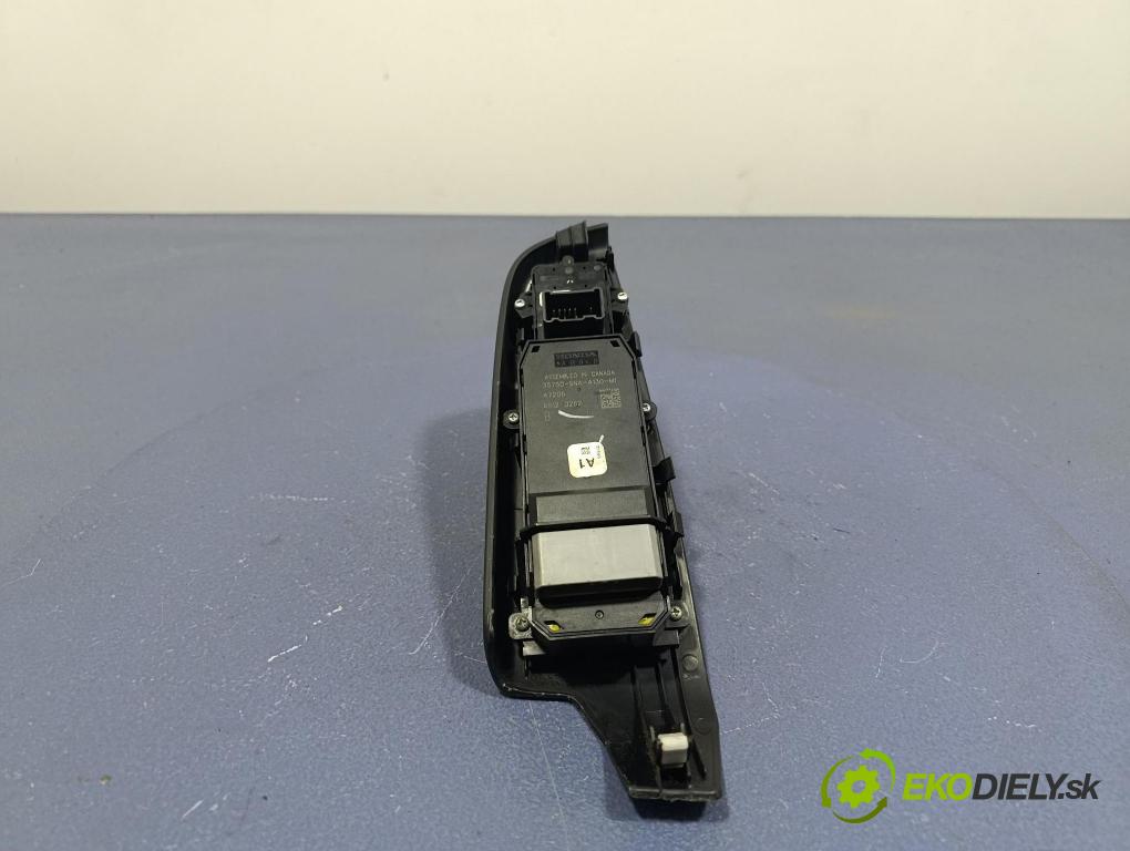 Honda Civic 2007 prepínač Okná: 35750-SNA-A130