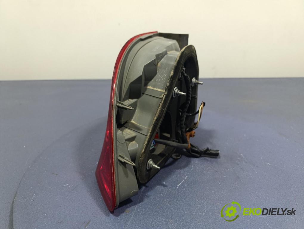 Honda Civic 2007 svetlo / reflektor zad Prava: Vonkajsia: