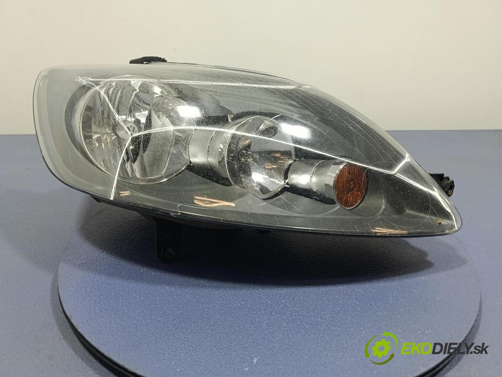 Vw Golf 2008 Reflektor: v pravo: 5M1941006B