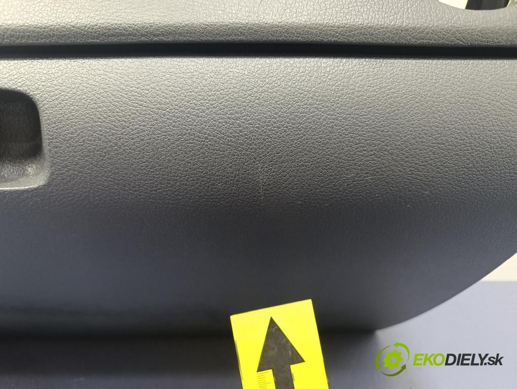 Vw Golf 2008 kokpit,pristrojová doska 5M1858296