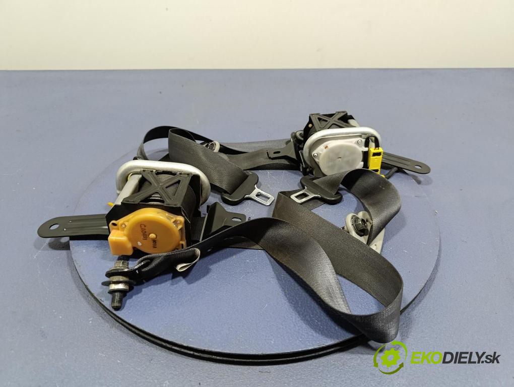 Honda Jazz 2010 Airbag: Řidiči: x 77800-TF0-E82