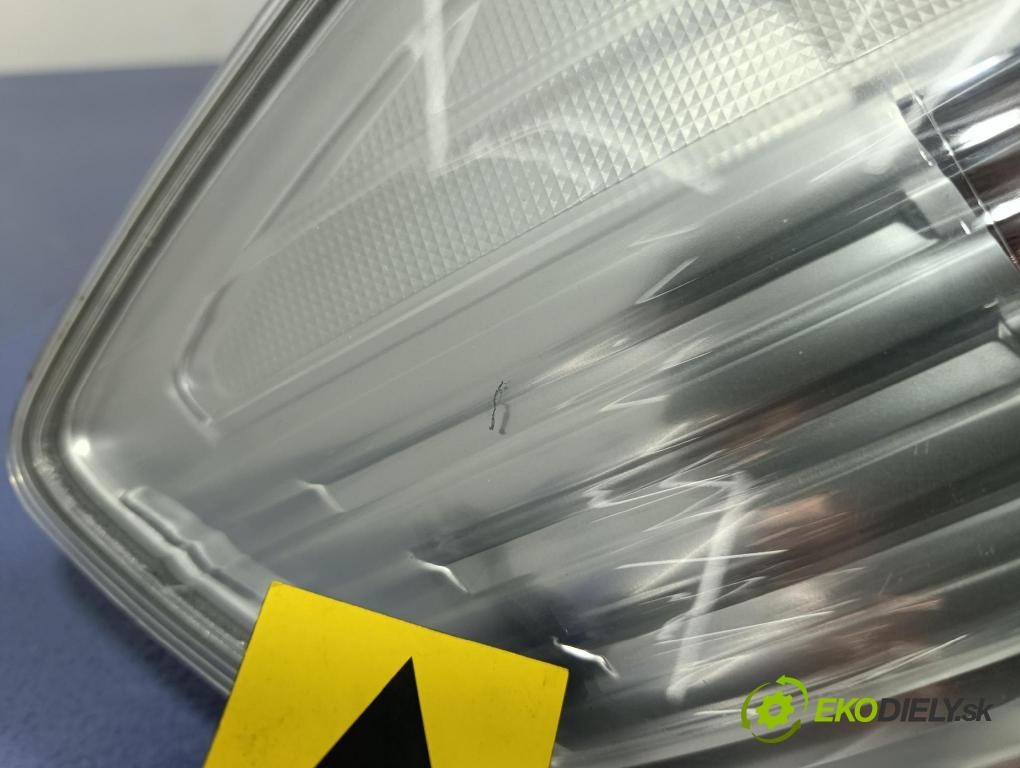 Honda Jazz 2010 svetlo / reflektor zad ľavá Vonkajsia: STANLEY P7612