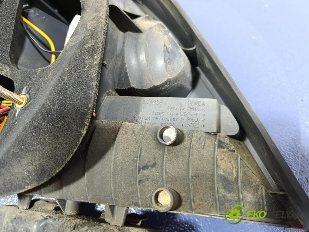 Honda Civic 2003 svetlo / reflektor zad Prava: Vonkajsia: 890228
