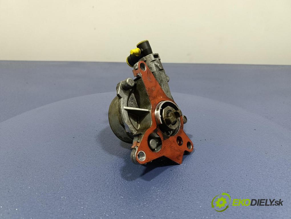 Renault Laguna 0 čerpadlo vákuová 146502018R
