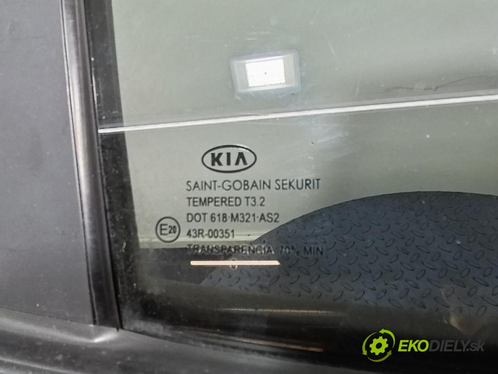 Kia Ceed 2010 dvere zad pravé