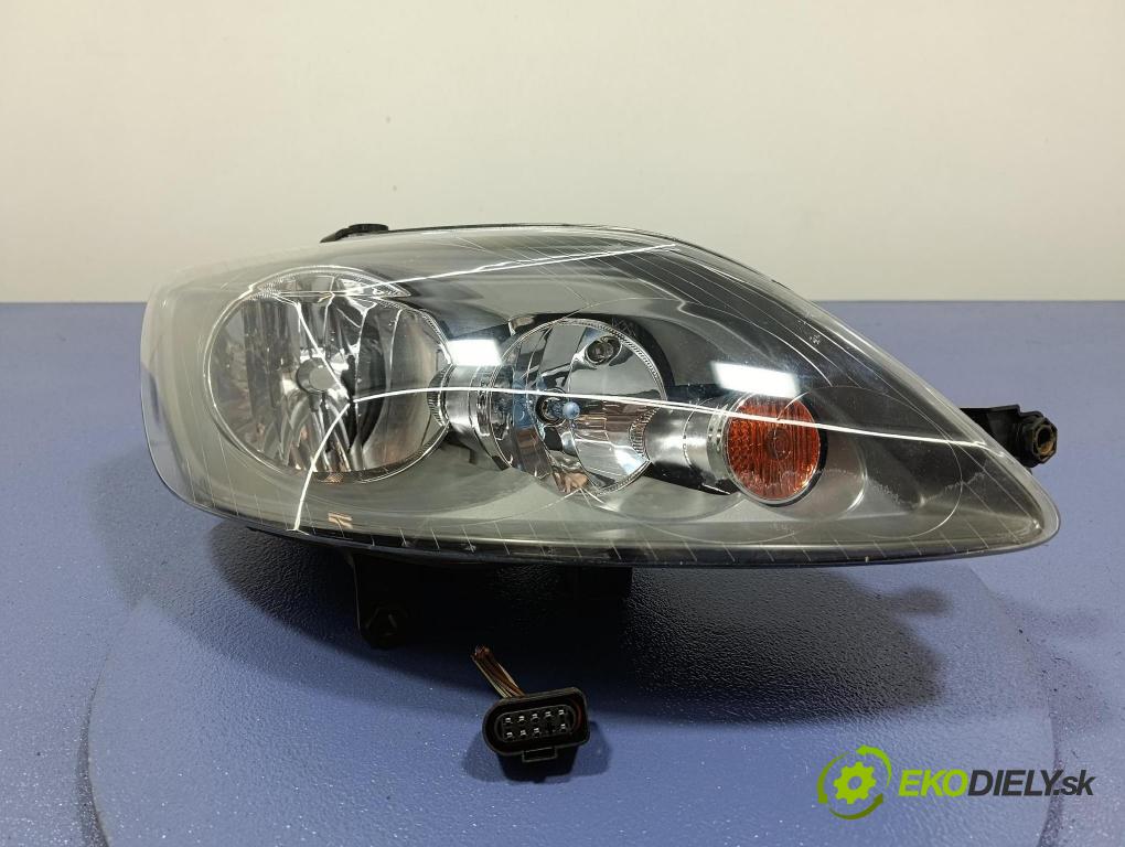 Vw Golf 2005 Reflektor: v pravo: 441-1198R