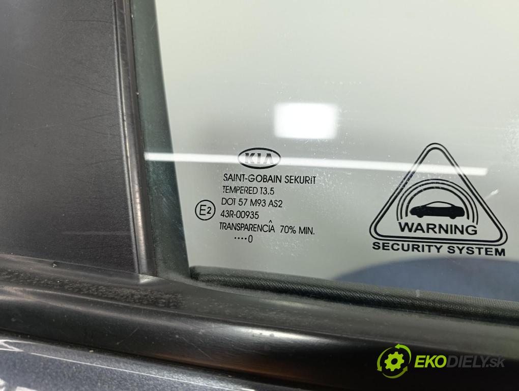Kia Ceed 2010 dvere Predné pravé