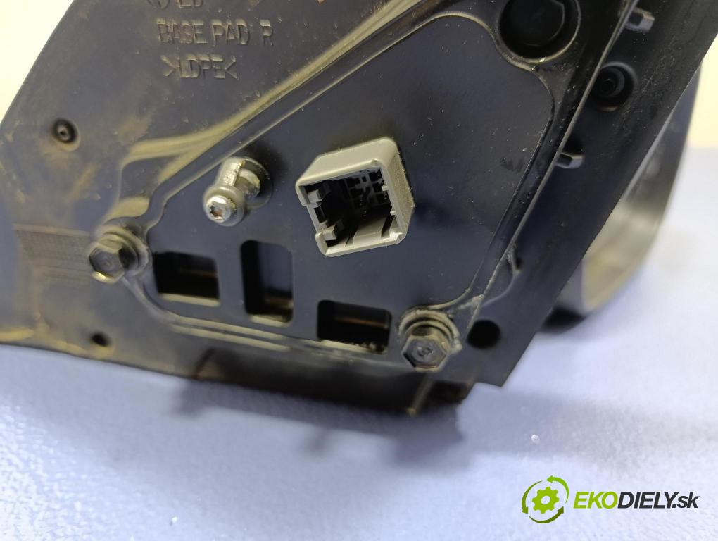 Kia Ceed 2010 zpětné zrcátko prave 87620-1H255