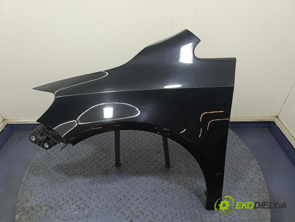 Vw Golf 2005 blatník Predné Vľavo: