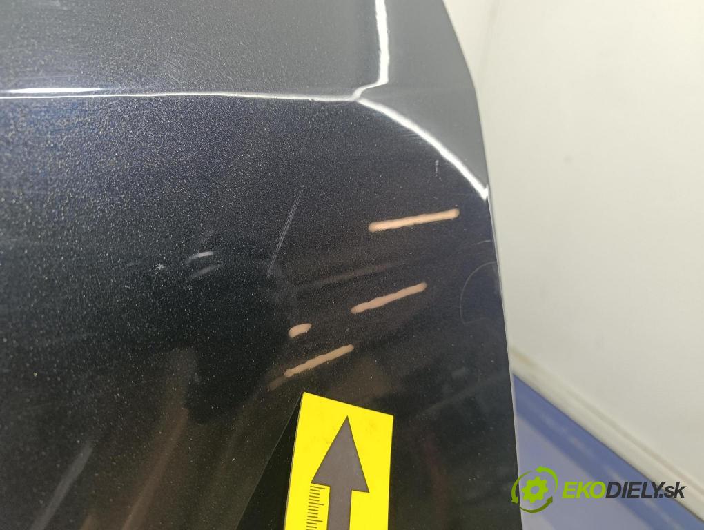 Vw Golf 2005 blatník Predné Vľavo: