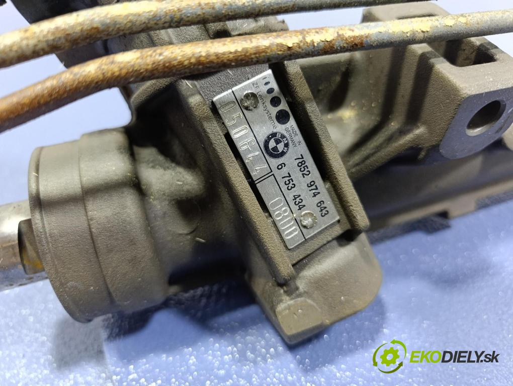 Bmw Seria 3 2000 Ozubené kolo: volant 6753434