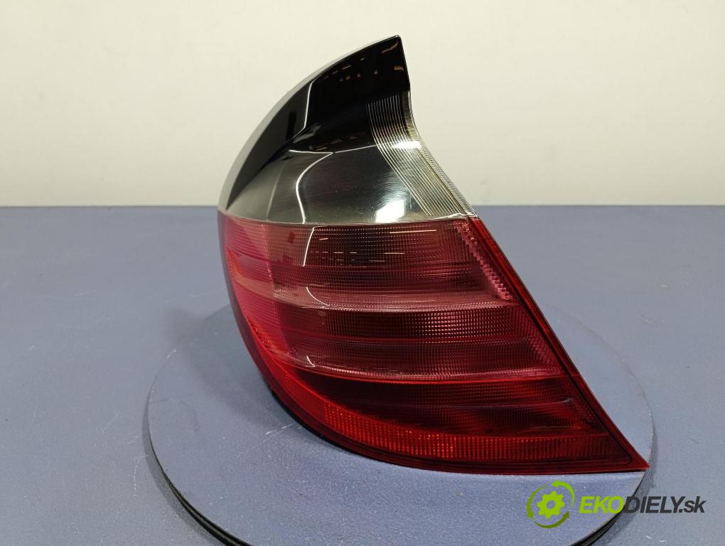 Mercedes C-klasa 2003 světlo Zad: levá Mimo: A2038200564