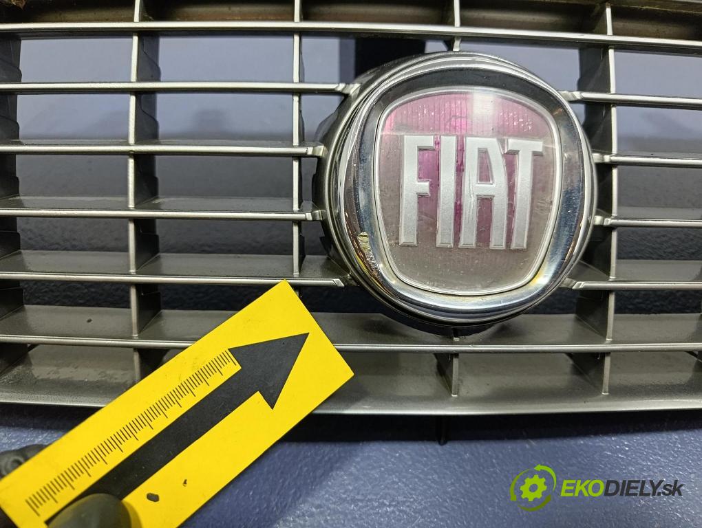 Fiat Linea 2007 mřížka / Gril: 735388923