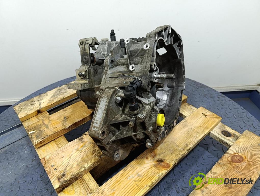 Fiat Linea 2007 převodovka Ozubené kola: Manualna 735027911