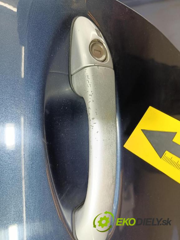 Mercedes C-klasa 2003 dvere Predné Vľavo: