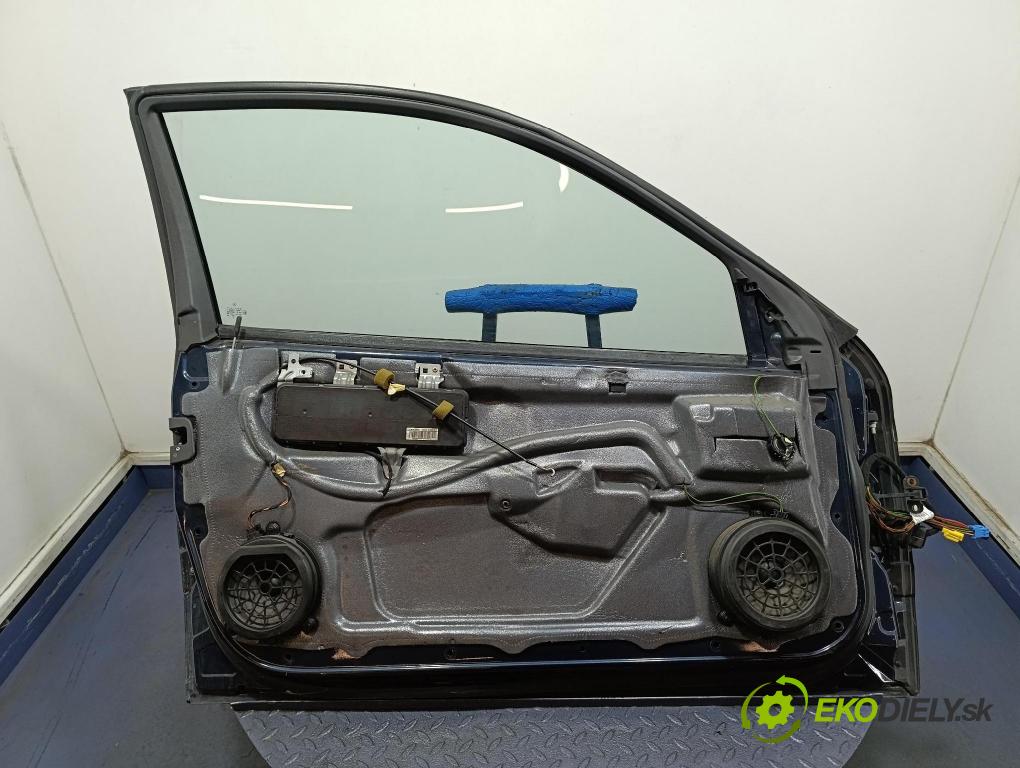 Mercedes C-klasa 2003 dveře před Vlevo, odjet: 