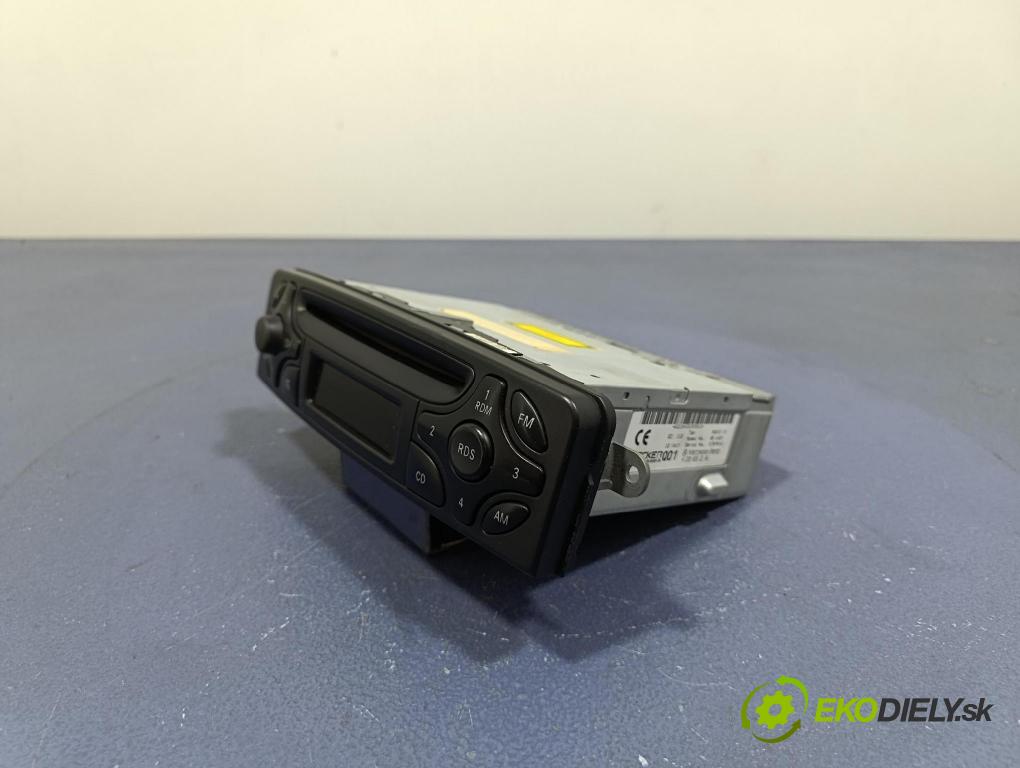 Mercedes C-klasa 2003 Radio I Navigace: A2038202286