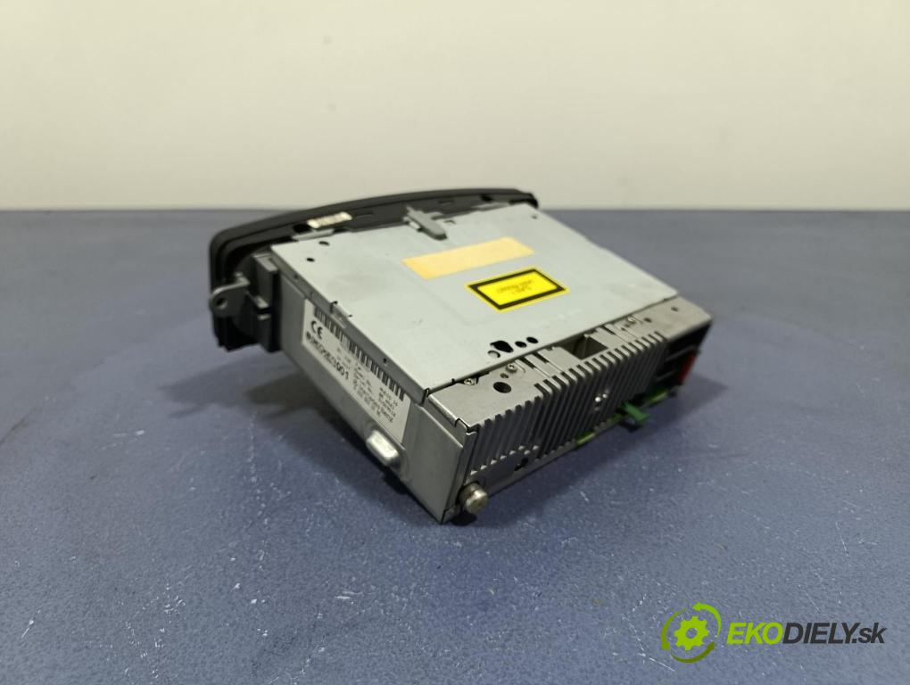 Mercedes C-klasa 2003 Radio I Navigace: A2038202286