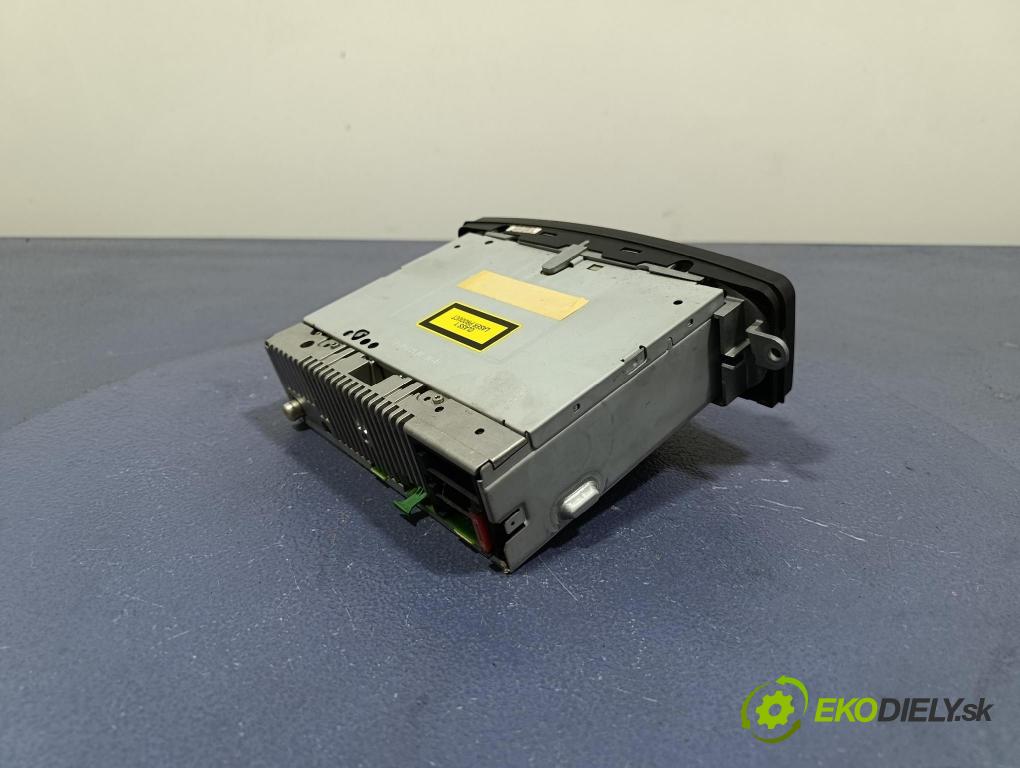 Mercedes C-klasa 2003 Radio I Navigace: A2038202286