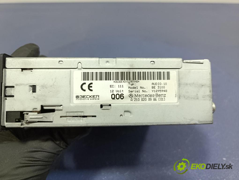 Mercedes E-klasa 2000 Radio I Navigace: A2108200986