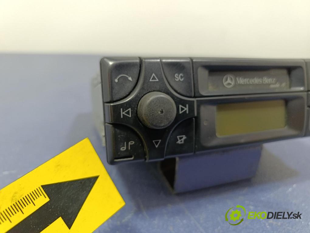 Mercedes E-klasa 2000 Radio I Navigace: A2108200986
