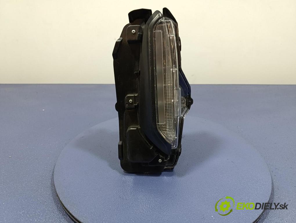 Toyota Yaris cross 0 Halogen Levý: KOITO 0D-317