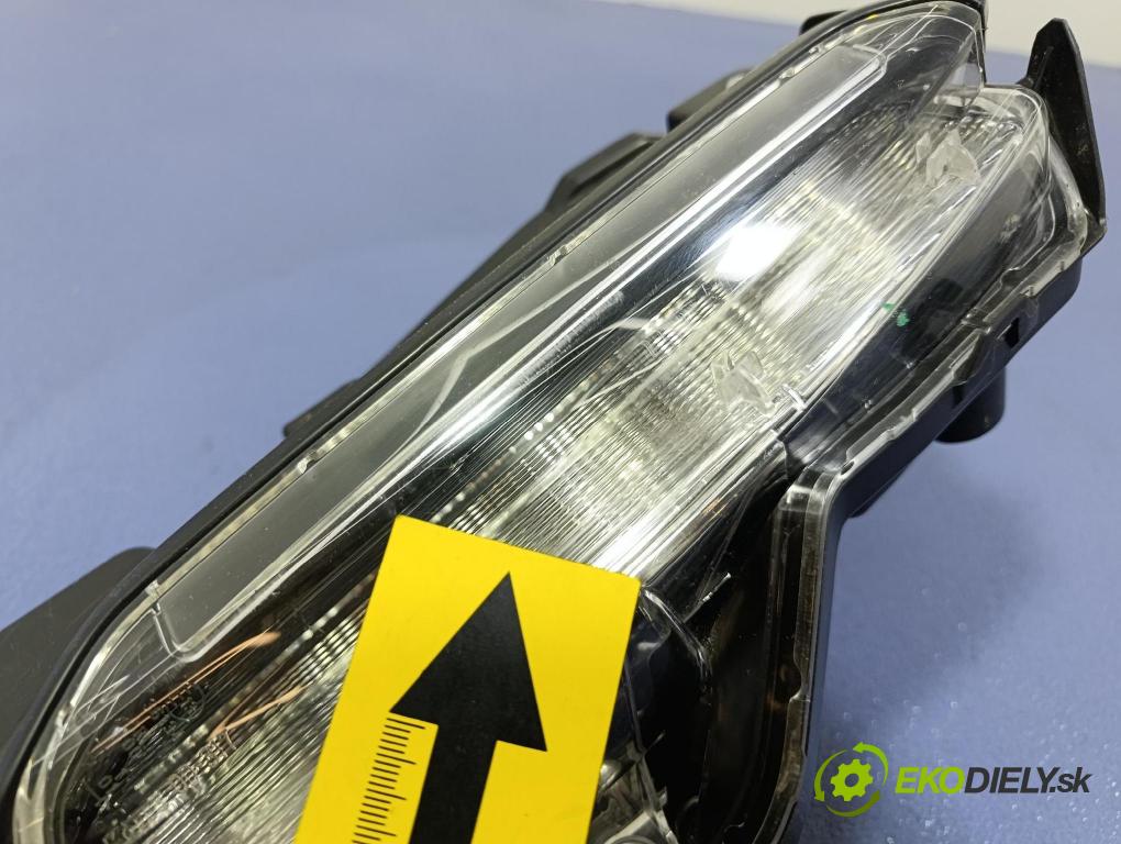 Toyota Yaris cross 0 Halogen Levý: KOITO 0D-317