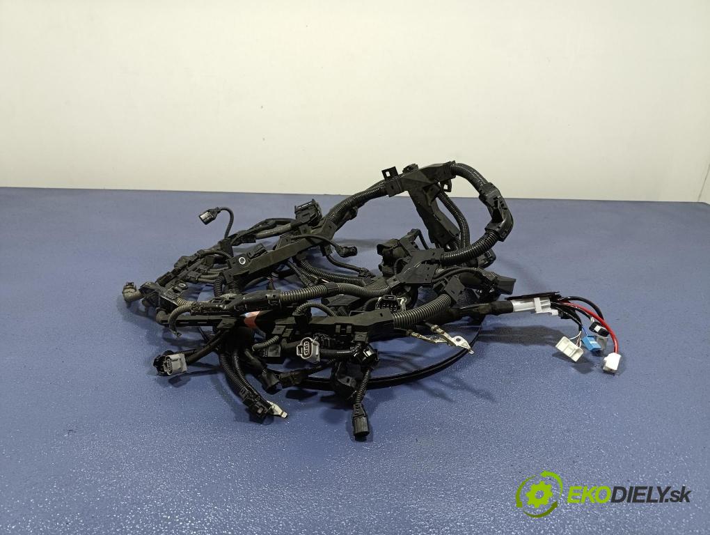 Toyota Rav4 0 instalace Elektrický: 82121-42N41