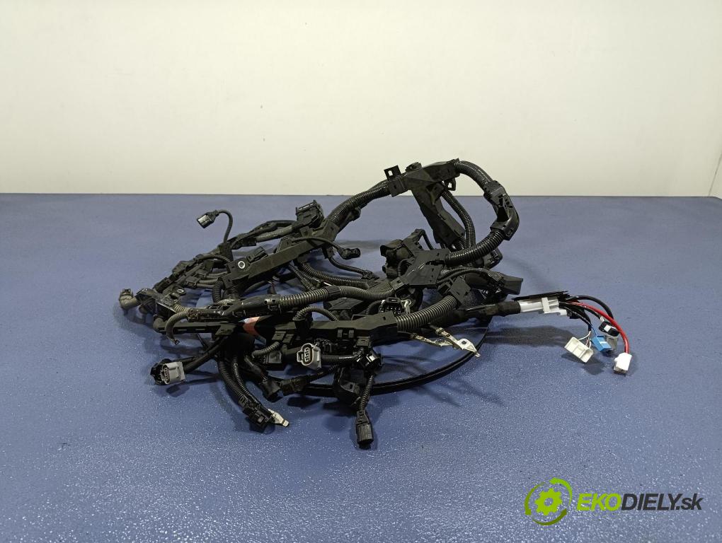 Toyota Rav4 0 instalace Elektrický: 82121-42N41