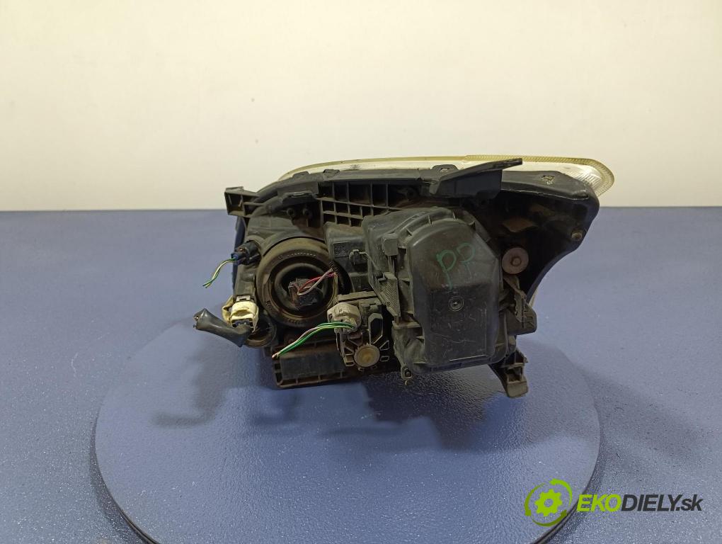Toyota Avensis 2005 světlo v pravo: KOITO 05-44